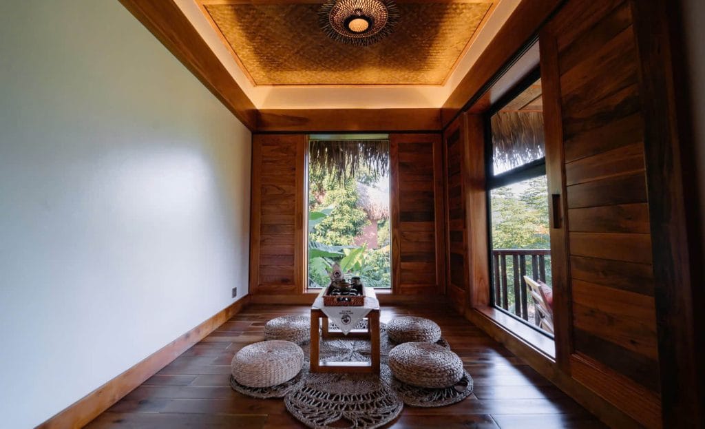 Peony Moutainview Suite